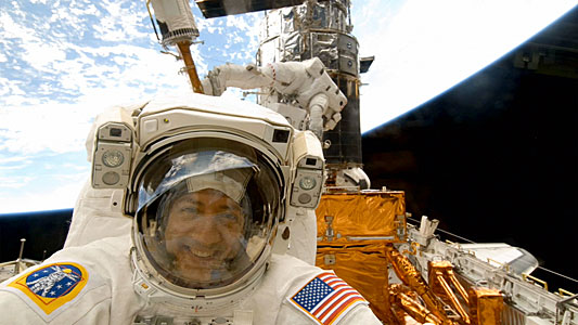 Hubblecast 29: mission accomplished: healing hubble