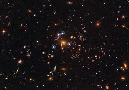 Hubble captures a "five-star" rated gravitational lens