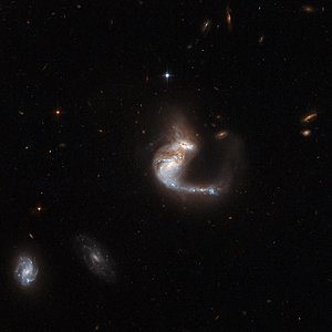 UGC 4881