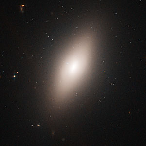 NGC 4660 in the Virgo cluster of galaxies