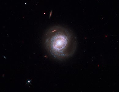 Capturing the spectacular outflow from Markarian 817