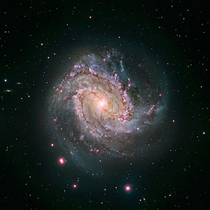 Hubble and Magellan composite image of Messier 83