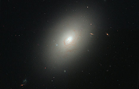 Elliptical galaxy NGC 4150
