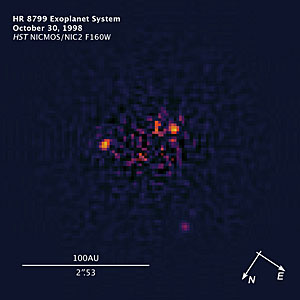 Compass and scale image of HR 8799