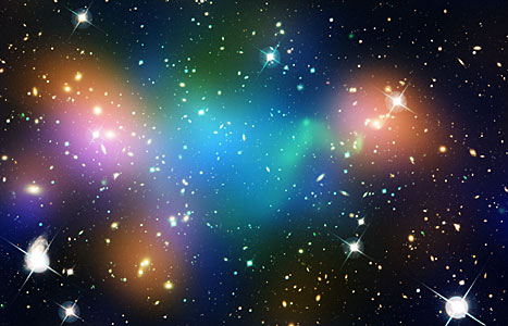 Galaxy custer Abell 520 (HST-CFHT-CXO composite)