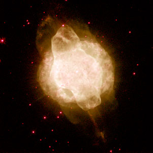 Hubble's Planetary Nebula Gallery. A View of NGC 3918