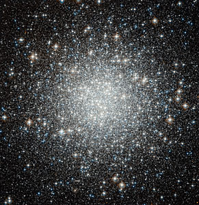 Spot the difference — Hubble spies another globular cluster, but with a secret