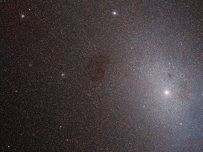 Die elliptische Zwerggalaxie Messier 110, ein Begleiter der Andromeda-Galaxie