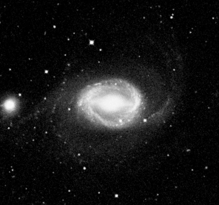 Ground-based view of NGC 1512