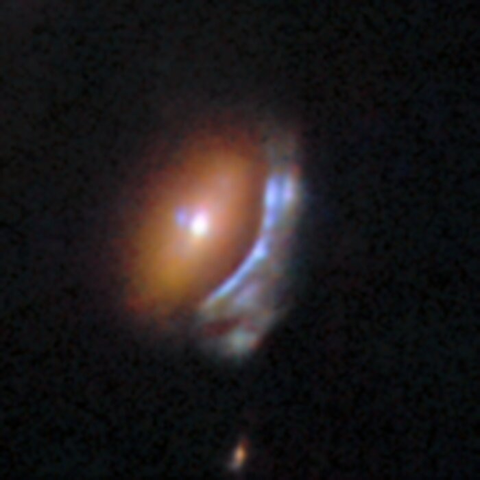 An anomaly from Hubble’s archive — Gravitational lens 2