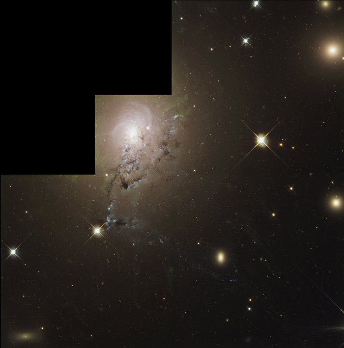 NGC 1275 - Full WFPC2 Mosaic