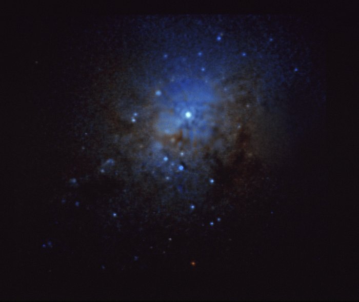 Globular clusters at the core of NGC 1275