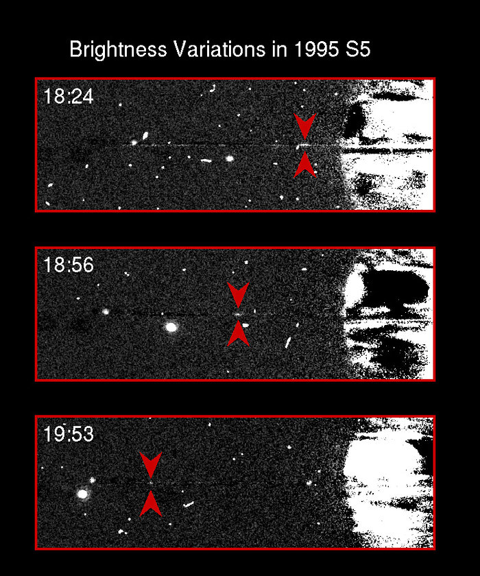 Brightness variations in Saturn's satellite 1995S5