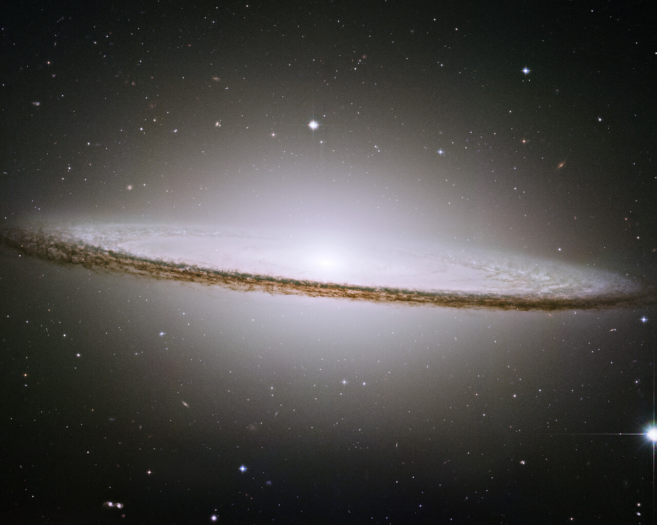 850 Space Images Collection On USB - Planets, Galaxies, Stars, Sun, Moon